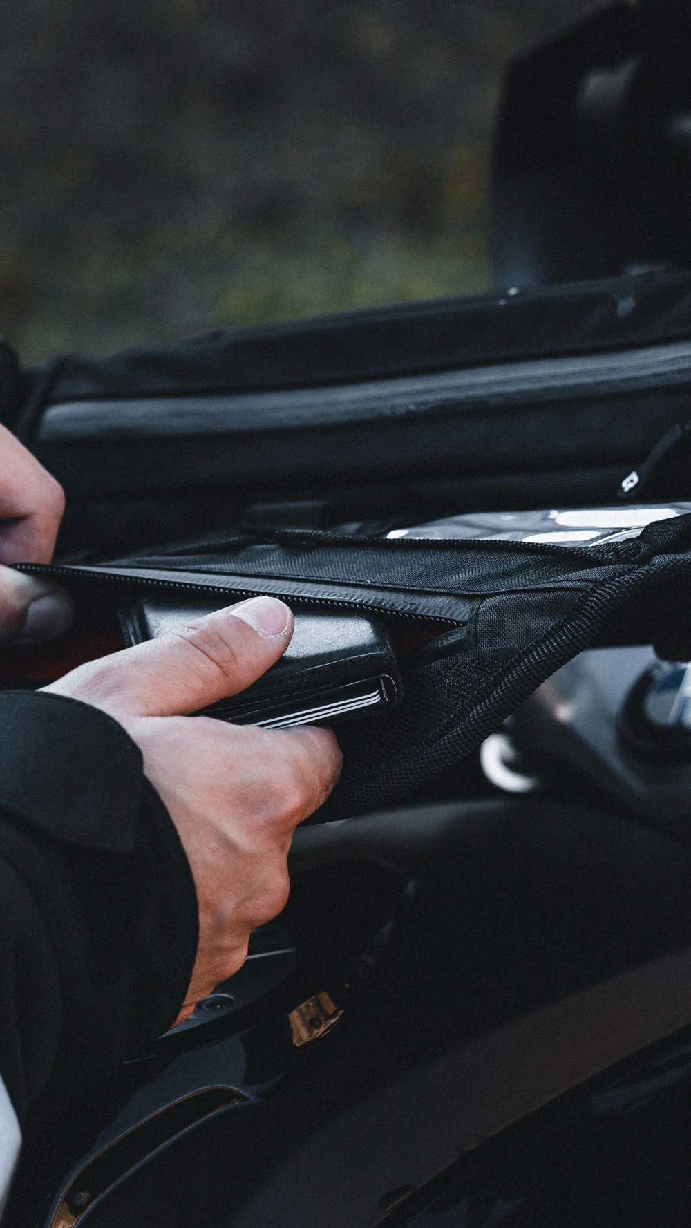 Handlebar Bag - Image 4